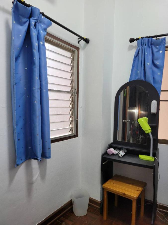La Maison Verte Hostel Chiang Mai Luaran gambar